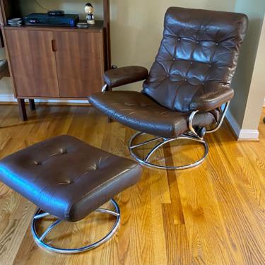 Vintage Ekornes Stressless Scandinavian Modern Lounge Chair & Ottoman Leather Chrome 