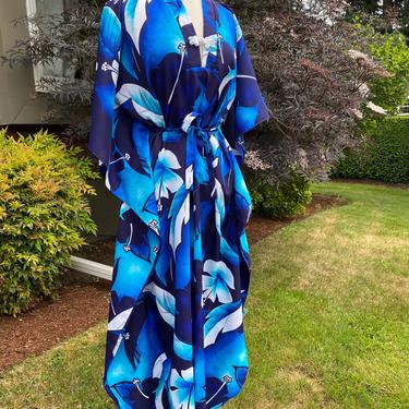 Vintage blue Hawaiian dress~ muumuu style~ open size- cinched waist~ kimono~ kaftan ~maxi dress~size Med-XLG 