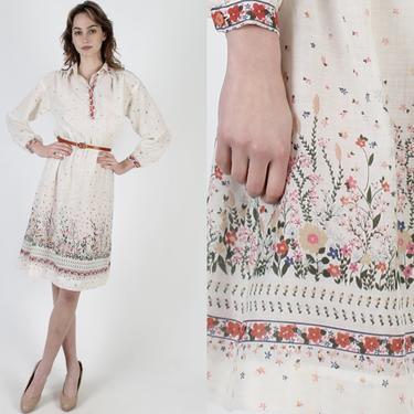 Vintage 70s Garden Floral Dress / Tiny Flower Stand Up Collar / Stretchy Elastic Waist / Festival Prairie Ivory Bouquet Mini Dress 