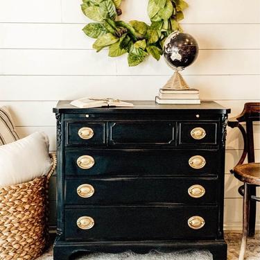 SOLD!!!!!!!  Vintage Dresser 