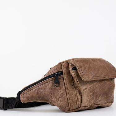 NEW in the Shop /// Vintage Brown Leather Minimalist Fanny Pack 