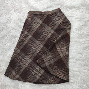 Vintage Wool Plaid Skirt // Brown A-Line Semi Circle Skirt 