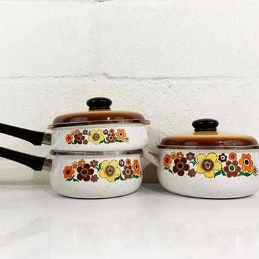 Vintage Enamel Cooking Pot with Lid, White with Orange Daisies, Floral  Pattern Cooking Pot, Mid Century Cookware, Retro Pots and Pan