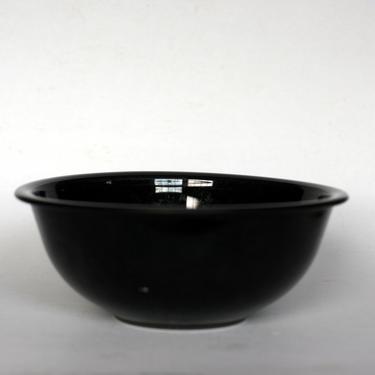 vintage Pyrex clear glass bottom black bowl/2.5L/325/mixing bowl 