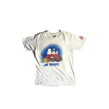 Vintage Joe Tailgate T-Shirt SNOOPY