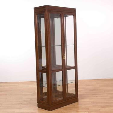 Ethan Allen Showcase Lighted Curio Display Cabinet