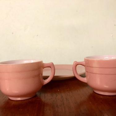 Hazel Atlas Moderntone Pink Salt and Pepper Shaker