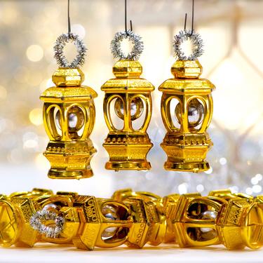 VINTAGE: 10pc - Mercury Glass Gold Plastic Lantern Ornaments - Small Feather Tree Ornaments -  SKU Tub-392-00032992 