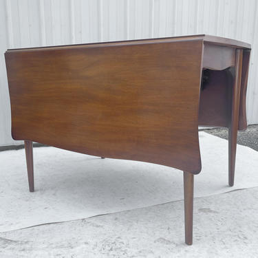 Mid-Century Modern Drop leaf Table With Leaves by Drexel 