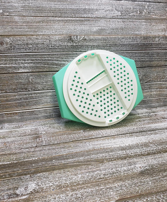 Vintage Tupperware Grater Bowl, Jadeite Green Tupperware, Cheese Grater