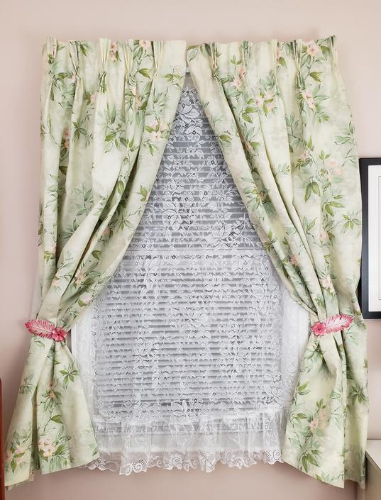 Vintage 1960's Pinch Pleat Curtains / 60s Pink Floral Print