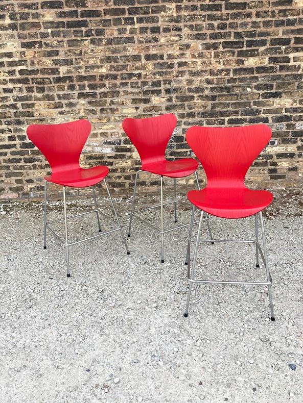 Counter Stool Series 7 Designed by Arne Jacobsen for Fritz Hansen