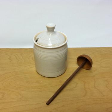 handmade honey pot with dipper, honey jar, white stoneware honey pot, cottage chic, shabby chic, modern, minimalist 