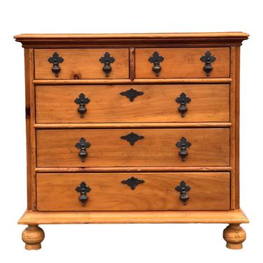 Milling Road by Baker Furniture Pine William & Mary Chest of Drawers 