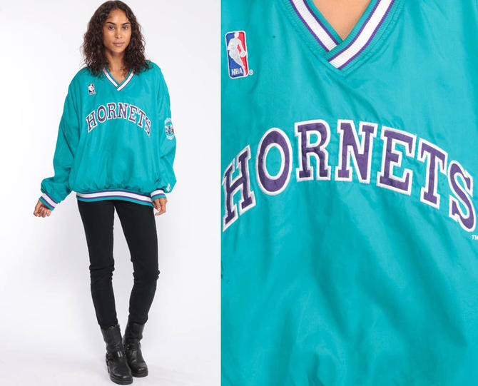 Vintage Charlotte Hornets Starter Jacket (1990s) 19802