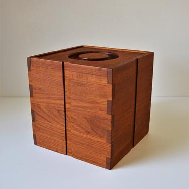 Vintage Danish Modern Teak Dovetailed Storage Cube Box, Desk Organizer with Lid, 8&amp;quot; 