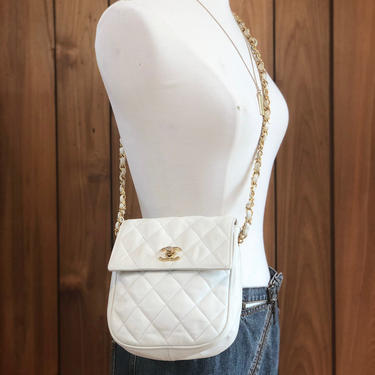 Chanel White Quilted Belt Bag - '90s