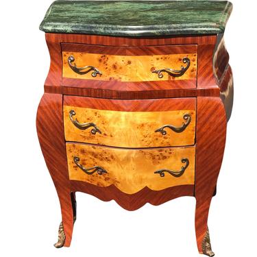 Beautiful Bombay style small chest / table 