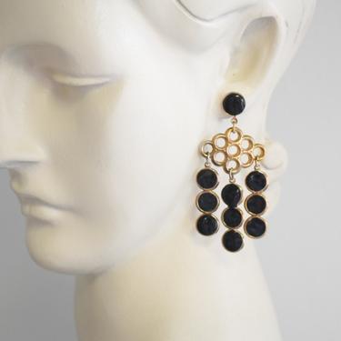 1970s Black and Gold Dangle Circles Pierced Earrings 