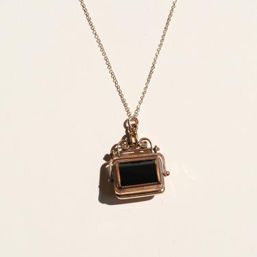 GOLD-FILLED ONYX & AGATE VICTORIAN LOCKET