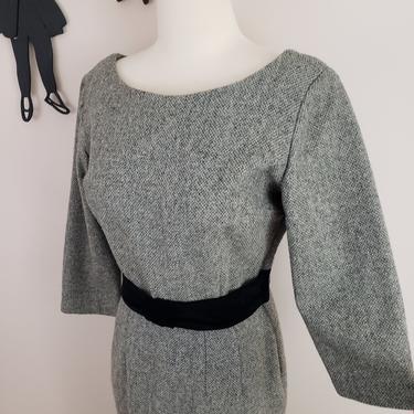 Vintage 1950's Wiggle Dress / 50s Wool Velvet Dress S 