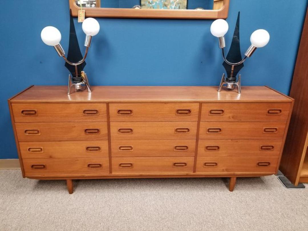 Danish Modern teak twelve drawer long dresser Peg Leg Vintage