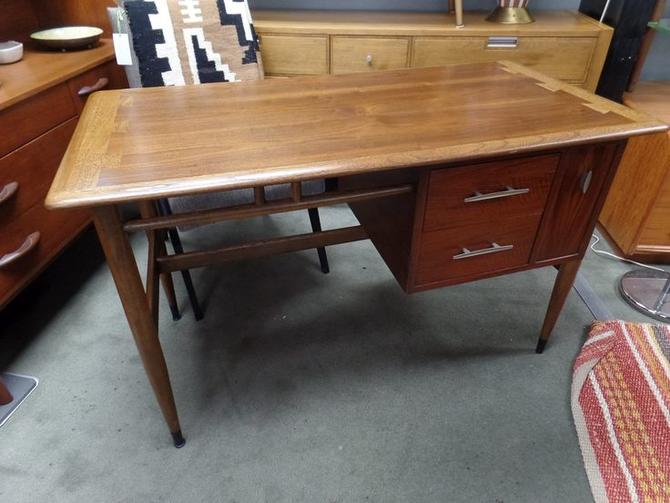 Mid Century Modern Desk From The Acclaim Collection By Lane