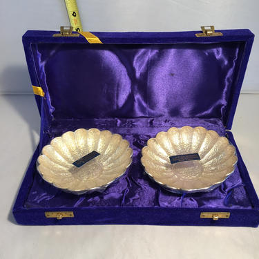 Cute Lacquered Bowl Set 