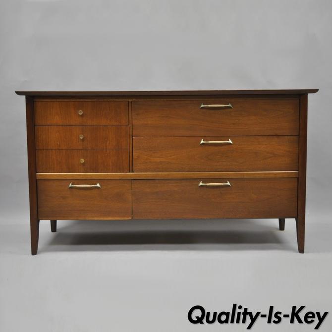 Modern Line By Drexel Walnut Dresser Vintage Mid Century Modern