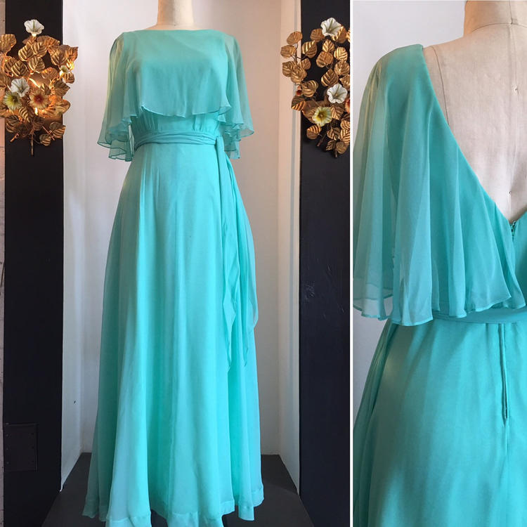 open lace back dress Amazon.com: tuduoms Women's 70s Rococo Ball Gown Plus Size Victorian Dress  18th Medieval Rennasaince Costume Flared Sleeves Prom Dresses Blue :  Clothing, Shoes & Jewelry main image 0