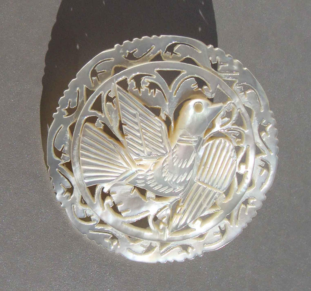 Vintage Dove Brooch Carved Mother of Pearl Bird Pin - | Metro