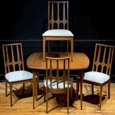 Broyhill Brasilia Walnut Dining Set Table 4 Chairs - Mid Century Modern Broyhill Furniture 