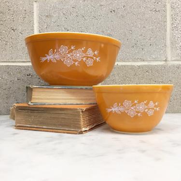 Vintage Pyrex Bowl Set Retro 1970s Butterfly Gold + Yellow and White + Ceramic + Mixing or Nesting Bowls + Kitchen Storage + Decor 