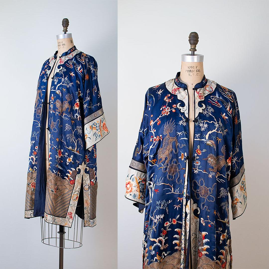 Antique Vintage Chinese Robe / 1920s Chinese Silk Embroidered Jacket ...