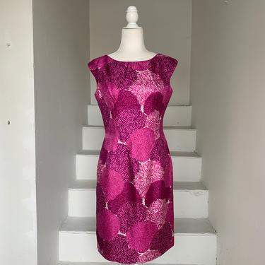 60's Vibrant Pink and Purple MCM Chrysanthemum Silk Print Sheath Dress Vintage Sleeveless 36 Bust 