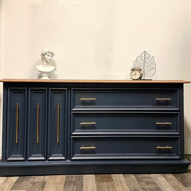 Refinished Broyhill MCM style navy blue dresser with 6 drawers solid wood / credenza / buffet / tv stand / nursery 