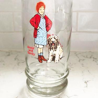 Vintage Orphan Annie and Sandy The Dog collectible Swenson’s Glass 1982 Movie by LeChalet