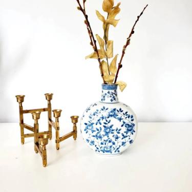 Vintage Blue & White Floral Chinoiserie Vase 