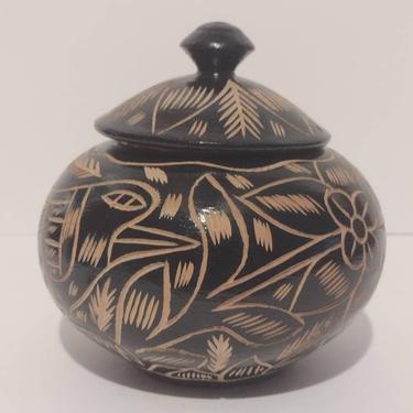 Indigenous Hand Carved & Painted Wood Painted Bird Floral Bowl Container Box Stash Box 6&quot; 