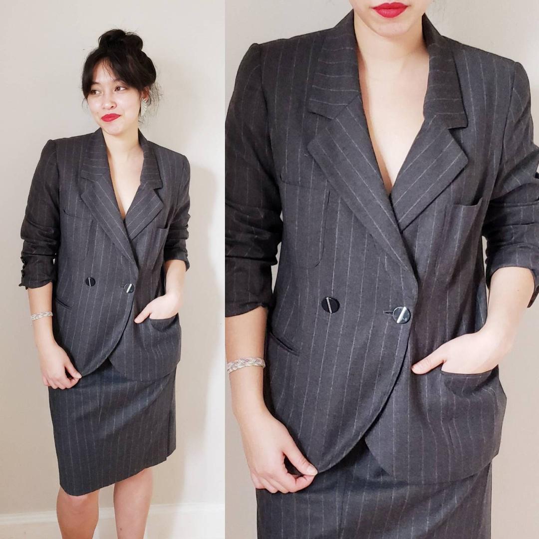 LOUIS FERAUD Gray Plaid & Merlot Velvet Schoolboy Skirt Suit 