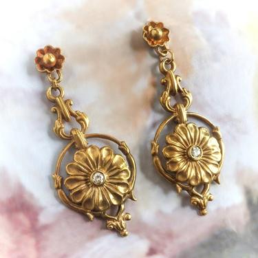 Vintage Diamond Daisy Drop Pierced Earrings in 14K Yellow Gold 