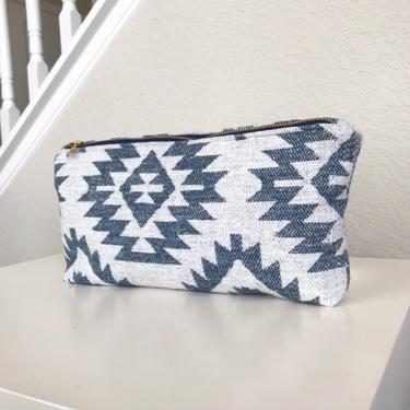 Aztec Essential Oil Pouch 