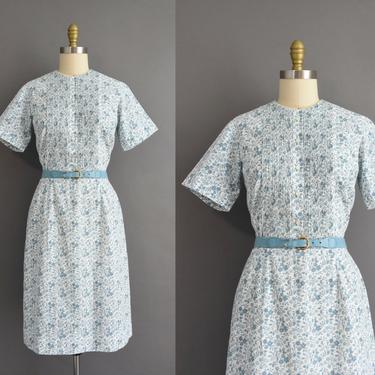 1950s vintage dress | Country Miss Blue &amp; White Floral Print Short Sleeve Summer Shirt Dress | Medium | 50s dress 