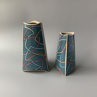 Set of Two Memphis Style Dorothy Hafner Flash Pattern Vases Rosenthal Studio-Linie 