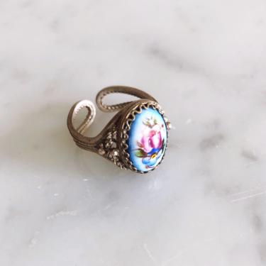 Vintage Italian Floral Cameo Ring 