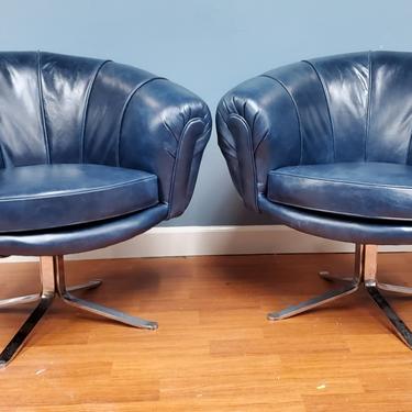 Mid Century Modern Swedish Illum Wikkelsø Style Swivel Pod Chairs Newly Upholstered - Pair