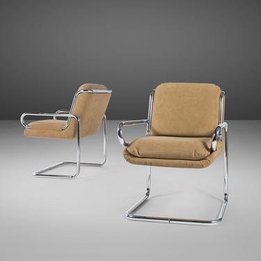 Pair of Lounge Chairs Tubular Chrome Lounge Chairs After Jindrich Halabala for Bauhaus, c. 1940s 