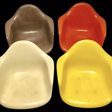 Set of 4 Herman Miller Eames Fiberglass Shells Only Cream Brown Orange Yellow