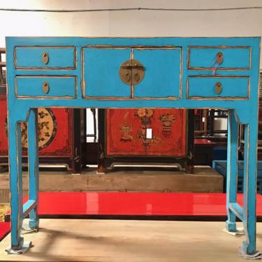 CHINESE Console Table in Lacquered Turquoise Blue #LosAngeles 