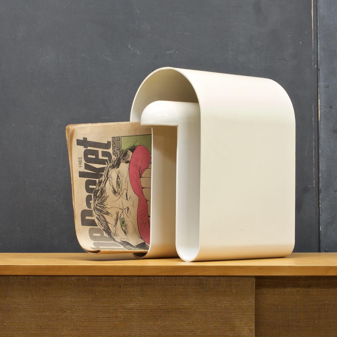 BILUMENビルメンPORTARIVISTE Rodolio Bonetto Rodolfo Bonetto Magazine Rack Holder Bilumen Portariviste